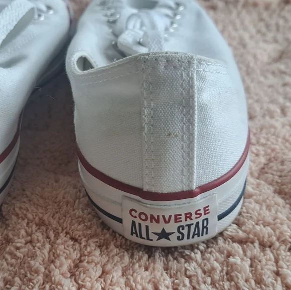 Converse White Low-Top Sneakers Mens Size 9.5.  Womens Size 11.5 - Picture 4 of 10